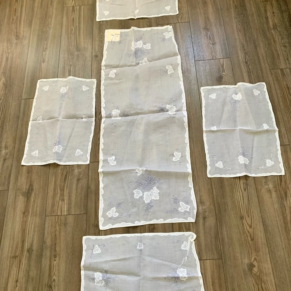 The Elegant Placemats And Runner Set